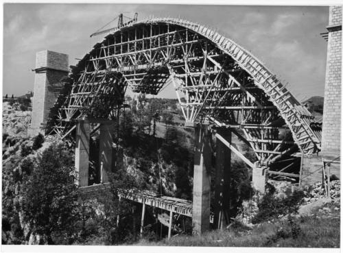 Isernia, viadotto Santo Spirito in fase di ricostruzione